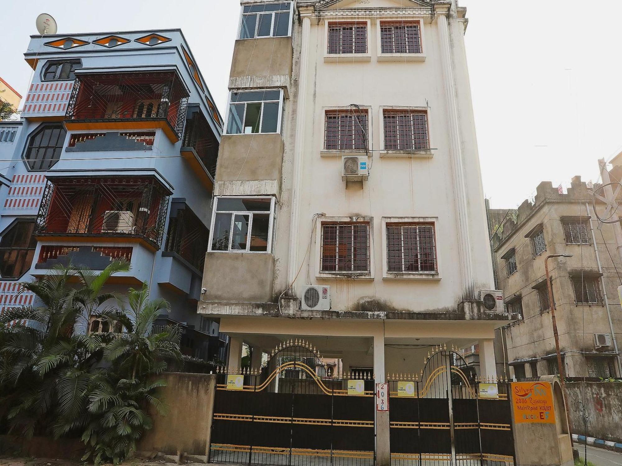 Silver Inn Near Acropolis Mall Calcutta Exteriör bild
