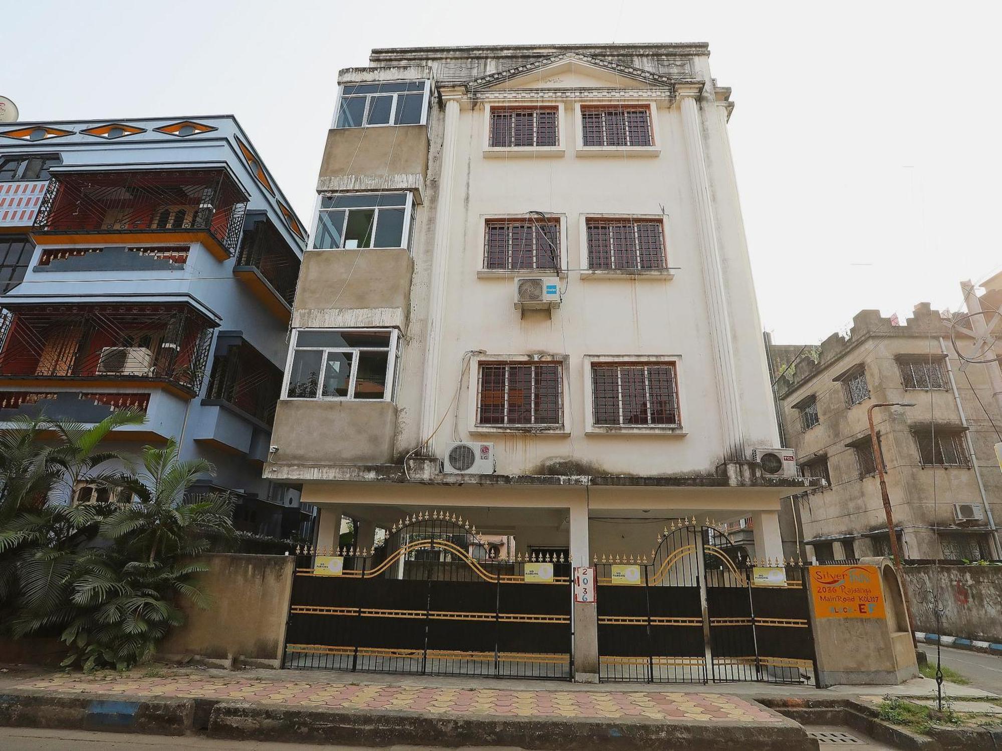 Silver Inn Near Acropolis Mall Calcutta Exteriör bild