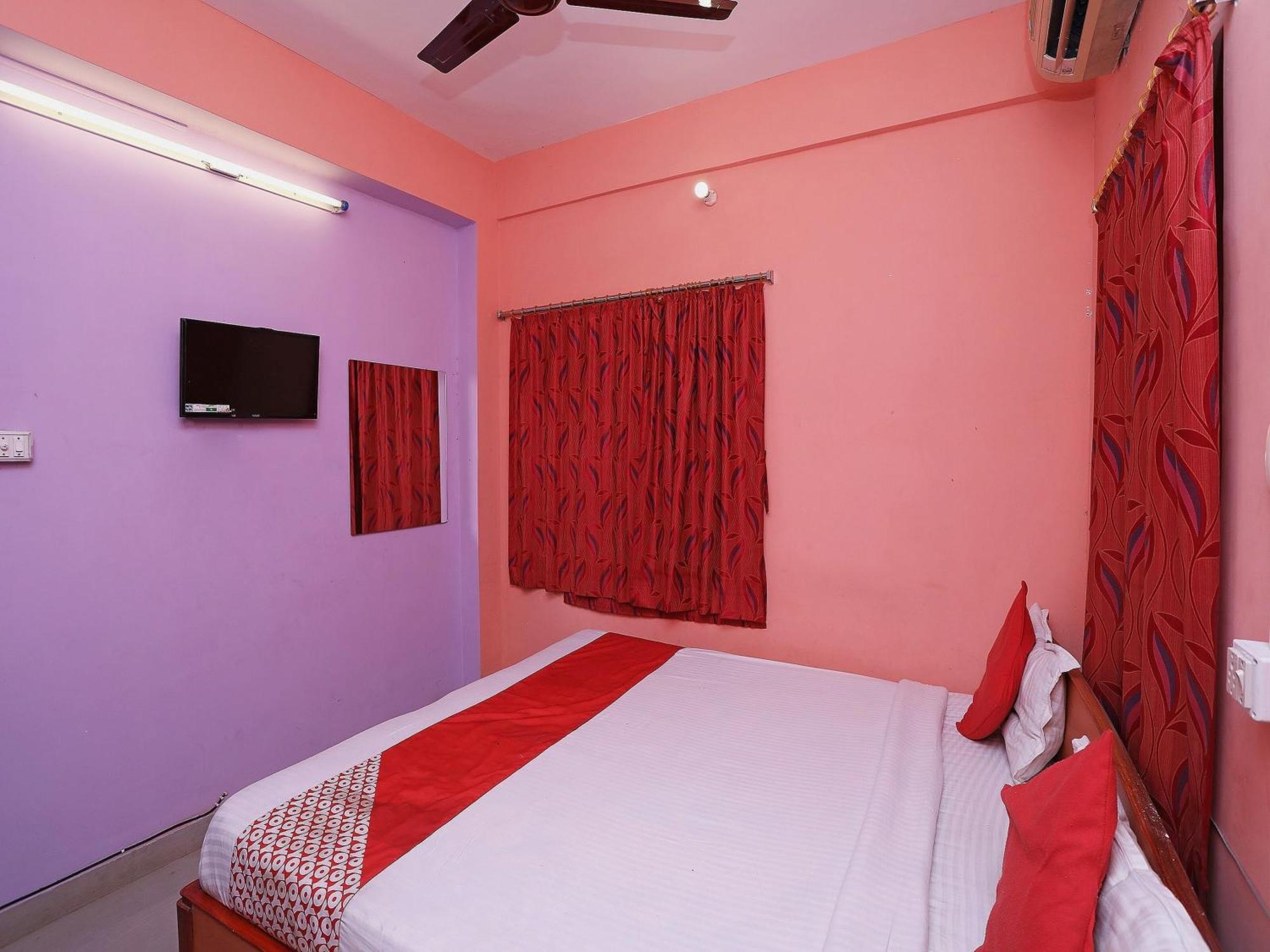 Silver Inn Near Acropolis Mall Calcutta Exteriör bild